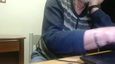 comemivuoi2 online show from February 2026 03:16:02 AM