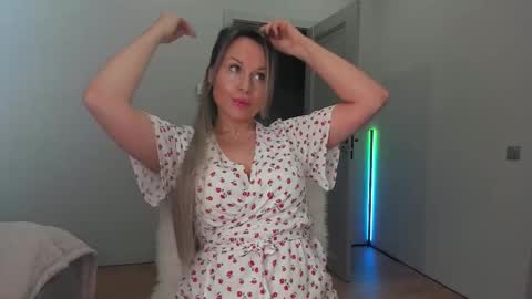 Alice online show from October 2025 03:45:01 PM