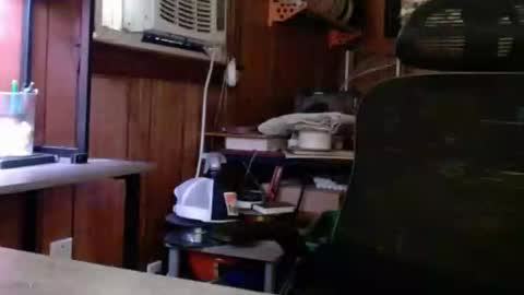 Nelson or ComicKing and sometime Peachy143 online show from October 2025 10:18:01 PM