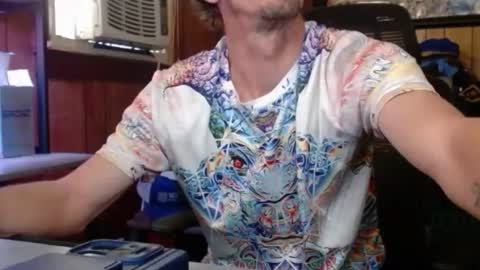 Nelson or ComicKing and sometime Peachy143 online show from December 2025 03:41:02 PM