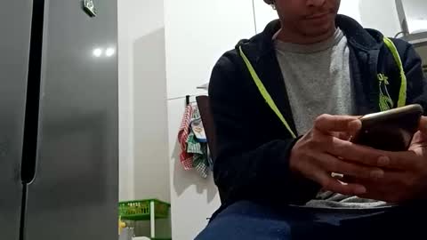 Snapshot of comobailamioso chatting on January 2025 09:45:01 PM comobailamioso online show from January 2025 09:45:01 PM