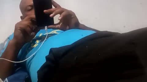 comomisuertemas online show from December 2025 05:47:02 AM