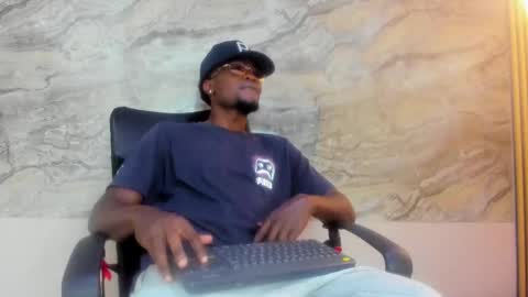 COMPTON online show from October 2025 04:13:01 AM