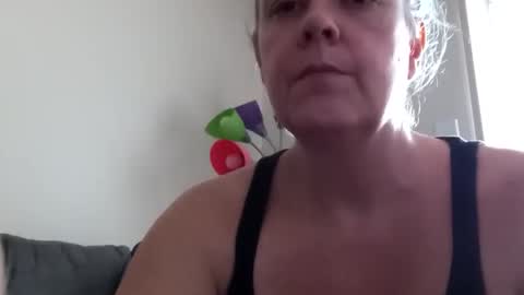 conchettap online show from November 2025 07:41:02 PM