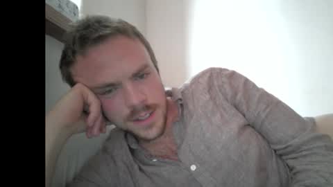 dreamy eyed lover online show from March 2026 05:52:02 PM