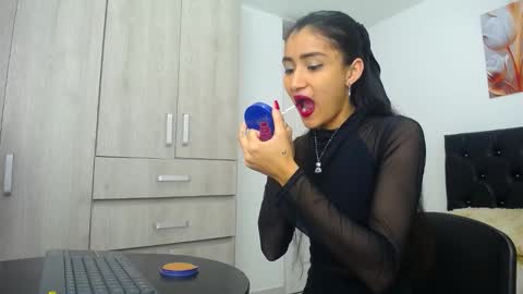 Snapshot of conni_f00x chatting on January 2025 12:20:01 PM conni_f00x online show from January 2025 12:20:01 PM