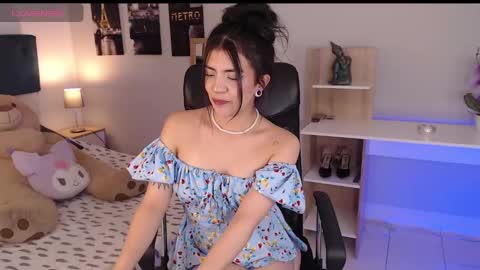 Snapshot of connie_haze chatting on December 2024 06:41:01 PM Connie online show from December 2024 06:41:01 PM