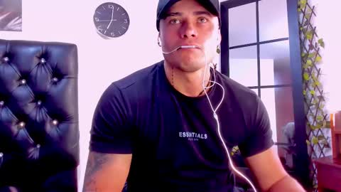 Connor Smith online show from February 2025 12:00:02 PM