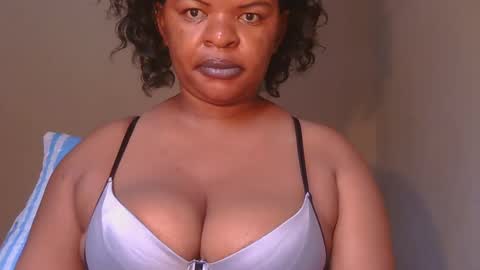 Snapshot of conny685249 chatting on January 2025 03:25:01 PM conny online show from January 2025 03:25:01 PM
