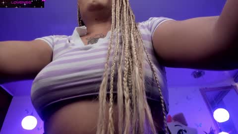 Snapshot of conny_curly chatting on December 2024 08:01:02 PM Conny online show from December 2024 08:01:02 PM