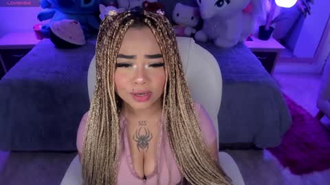 Snapshot of conny_curly chatting on December 2024 01:13:02 PM Conny online show from December 2024 01:13:02 PM