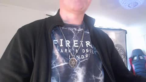 Snapshot of conradmac chatting on November 2025 12:33:01 PM conradmac online show from November 2025 12:33:01 PM