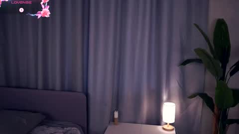 Hello im Sofia Welcme to my room .More hugs and kiss for you online show from October 2025 05:17:02 AM