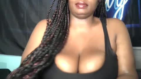 Cookie1019 online show from February 2025 02:43:01 PM