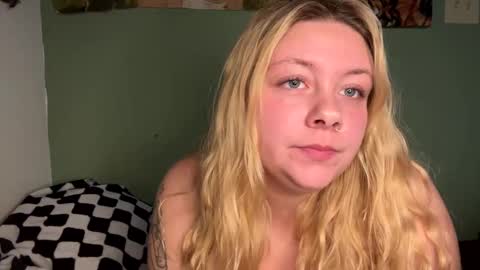 Snapshot of cookie374 chatting on October 2025 04:59:02 PM cookie374 online show from October 2025 04:59:02 PM