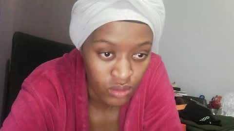 Snapshot of cookiecandyx chatting on November 2025 10:43:02 PM cookiecandyx online show from November 2025 10:43:02 PM