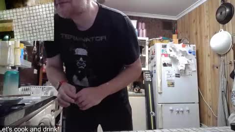 Cookie - I do cooking streams occasionally. Next stream  online show from September 2025 09:15:01 PM