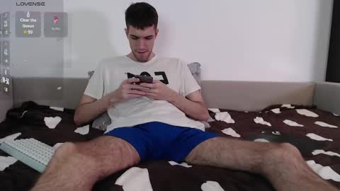 Snapshot of cookies_boys chatting on January 2025 11:39:01 AM cookies_boys online show from January 2025 11:39:01 AM