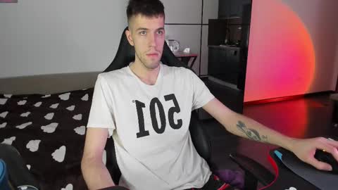 Snapshot of cookies_boys chatting on March 2025 08:57:01 PM cookies_boys online show from March 2025 08:57:01 PM