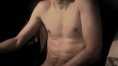 Snapshot of coolmementox chatting on January 2025 10:41:01 PM ChoveEnArrakis online show from January 2025 10:41:01 PM