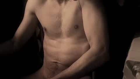 Snapshot of coolmementox chatting on January 2025 02:27:01 AM ChoveEnArrakis online show from January 2025 02:27:01 AM