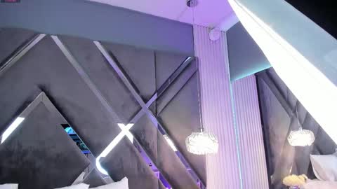 Coral online show from October 2025 04:42:01 AM