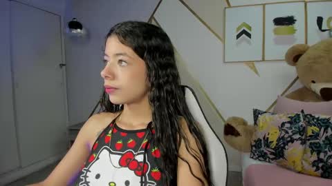 Snapshot of coral_taylorr chatting on March 2025 03:27:01 PM Coral online show from March 2025 03:27:01 PM