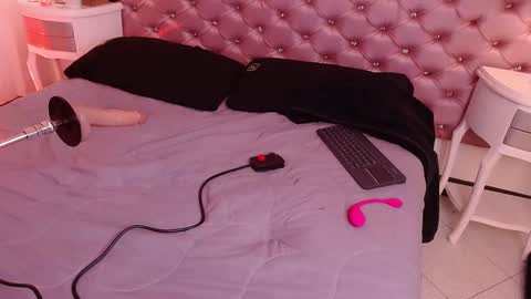 Coral online show from September 2025 12:18:01 PM