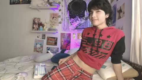 Snapshot of corey_moon chatting on February 2026 03:16:02 PM Corey Glenn online show from February 2026 03:16:02 PM