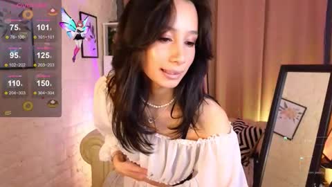 Snapshot of cornelia_bright chatting on September 2025 10:09:02 PM Leya online show from September 2025 10:09:02 PM