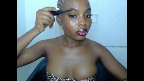 Snapshot of cornxcunt chatting on November 2025 04:40:02 PM cornxcunt online show from November 2025 04:40:02 PM