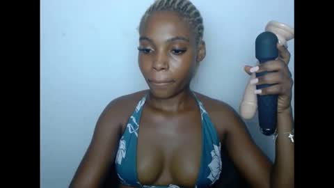 Snapshot of cornxcunt chatting on November 2025 07:41:02 PM cornxcunt online show from November 2025 07:41:02 PM