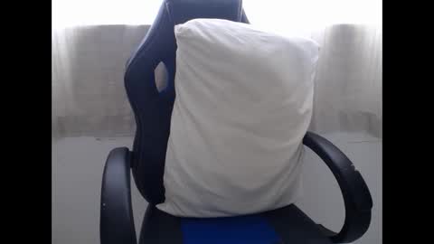 corolaxxl online show from December 2025 04:34:01 PM