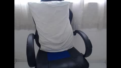 Snapshot of corolaxxl chatting on February 2026 03:17:02 PM corolaxxl online show from February 2026 03:17:02 PM