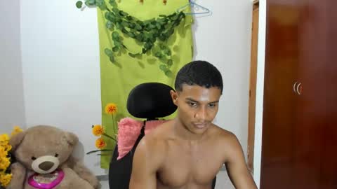 Ethan  online show from February 2025 03:34:02 AM