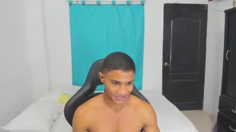 Ethan  online show from September 2025 02:22:01 AM