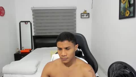 Ethan  online show from December 2025 10:47:02 PM