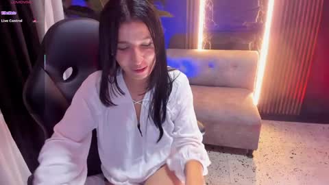 Lunita online show from June 2026 02:33:01 PM