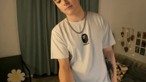 Henry online show from March 2026 09:17:01 PM