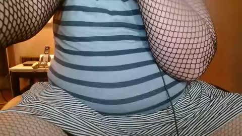 cosmicjones88 online show from December 2024 01:06:02 PM