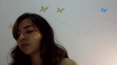 Liz Gwyneth Charlota online show from December 2024 12:22:02 PM