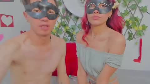 couple_2533 online show from April 2026 11:51:02 AM