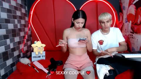 MIA LIZ AND SAM online show from January 2025 11:21:01 PM