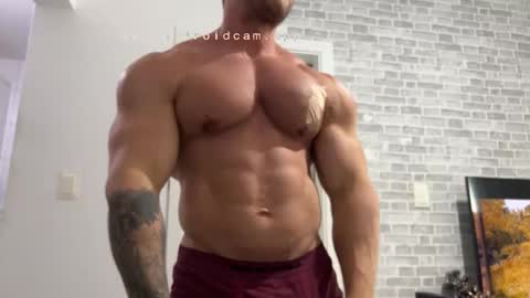 Snapshot of couplemuscle40 chatting on December 2025 01:51:02 PM couplemuscle40 online show from December 2025 01:51:02 PM