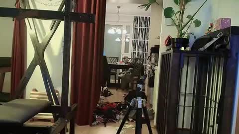 Sandra and Tom online show from March 2025 02:30:02 AM