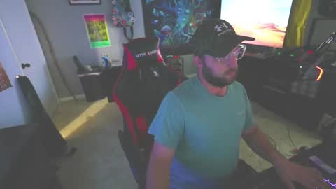 Snapshot of couplez_therapy chatting on November 2025 02:50:01 PM Maxxx Deeep online show from November 2025 02:50:01 PM