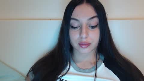 Snapshot of courtney_lux chatting on December 2024 11:11:01 AM Courtney online show from December 2024 11:11:01 AM