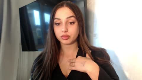 Snapshot of courtney_lux chatting on September 2025 02:22:02 PM Courtney online show from September 2025 02:22:02 PM