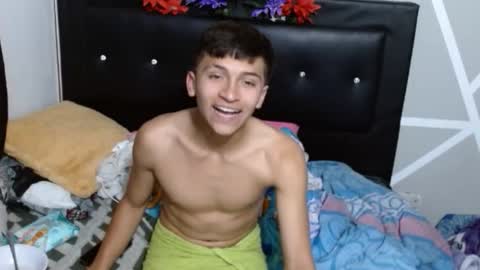 cozy7couple online show from September 2025 05:31:01 AM
