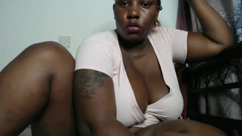 Snapshot of cozy_dion chatting on July 2026 09:47:02 AM Erykah online show from July 2026 09:47:02 AM